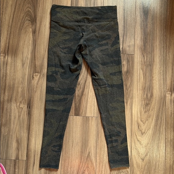 TNA  Camouflage Leggings - Black and Brown - Picture 3 of 5